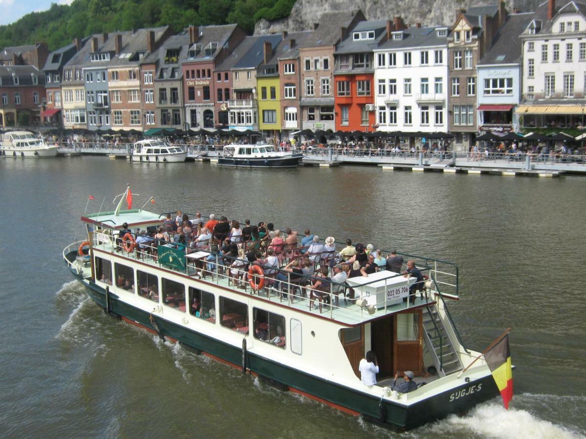 Au Bois Charmant Waulsort 外观 照片